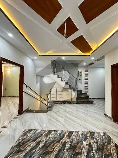6 MARLA DOUBLE STORY BRAND NEW HOUSE FOR SALE HIGH COURT SOCIETY PHASE 2 COLLEGE ROAD LAHORE