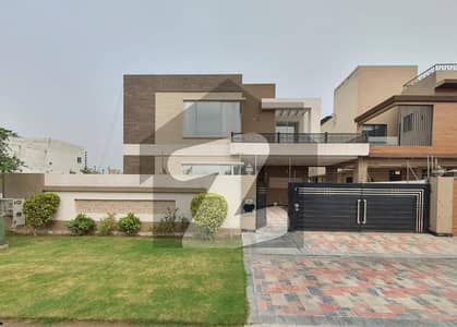 1 KANAL ELEGANT AND FULLY MAINTAINED SUPER HOT LOCATED BUNGALOW IS AVAILABLE IN THE BEST BLOCK OF DHA LAHORE.