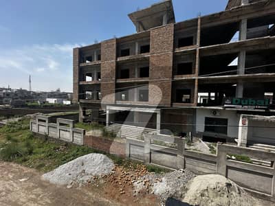 پارک روڈ اسلام آباد میں 11 کمروں کا 1 کنال عمارت 16.0 کروڑ میں برائے فروخت۔