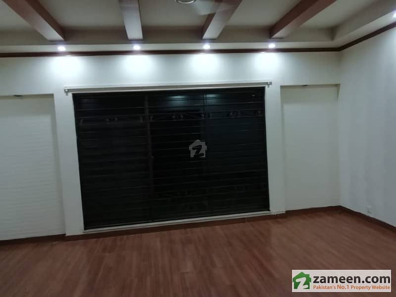 Beautiful 1 Kanal Lower Portion With Drawing Dining Available For Rent In Dha At Ideal Location
