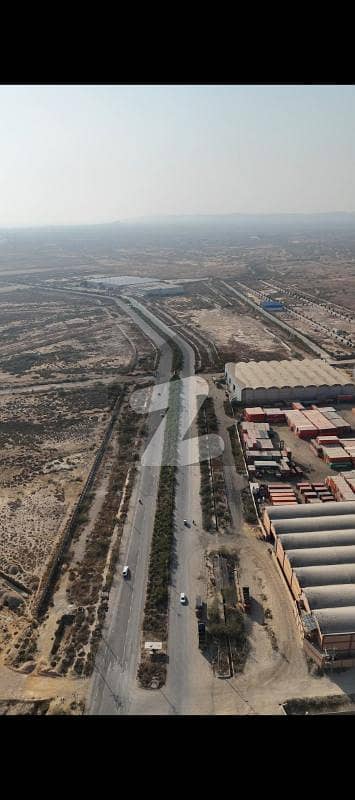Ready To Buy A Prime Location 400 Square Yards Industrial Park With All Basic Amentias In Karachi