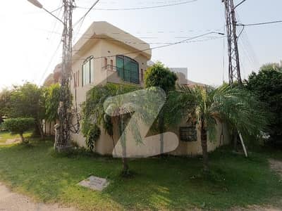 1 Kanal House Is Available For Sale In DHA Phase 2 Block T Lahore