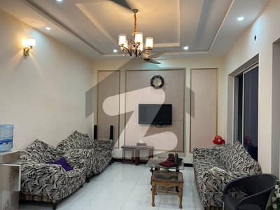 عبداللہ گارڈنز ایسٹ کینال روڈ,کینال روڈ,فیصل آباد میں 4 کمروں کا 7 مرلہ مکان 4.0 کروڑ میں برائے فروخت۔
