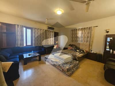 Prime Location 500 Square Yards House In Central DHA Phase 8 For sale