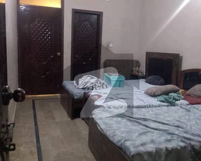 فیڈرل بی ایریا ۔ بلاک 15 فیڈرل بی ایریا,کراچی میں 2 کمروں کا 5 مرلہ بالائی پورشن 1.1 کروڑ میں برائے فروخت۔