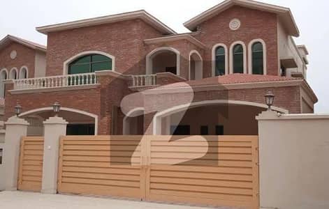 Prime Location House For Grabs In 20 Marla Multan
