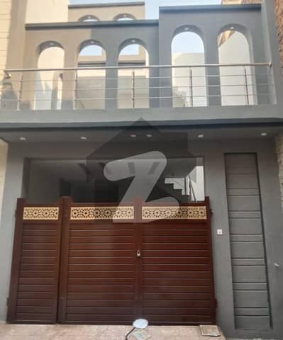 شالیمار کالونی ملتان میں 3 کمروں کا 4 مرلہ مکان 99.0 لاکھ میں برائے فروخت۔