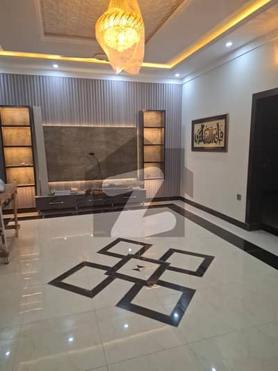 Prime Location Satellite Town - Block E Upper Portion For Rent Sized 7 Marla