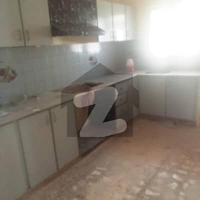 گلشنِ اقبال - بلاک 18 گلشنِ اقبال,گلشنِ اقبال ٹاؤن,کراچی میں 3 کمروں کا 16 مرلہ بالائی پورشن 1.3 لاکھ میں کرایہ پر دستیاب ہے۔