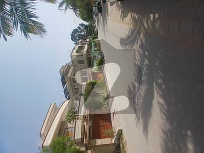West Open park facing Ideal Location And Reasonable Price