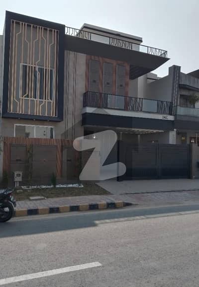 Corner 11 Marla House Available For Sale In Royal Orchard - Block C, Multan