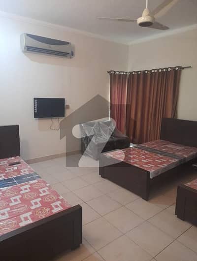 Semi Furnished 01 BEDROOM WITH ATTACH BATHROOM Available For Rent ONLY FOR BACHLORS