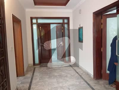 1 kanal full house for rent available in nfc 1 in lahore bijli pani gas available