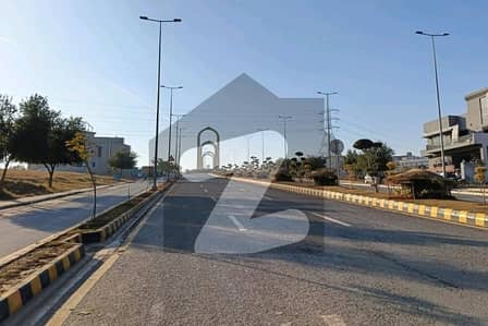 پائن ہلز ڈی ایچ اے ڈیفینس فیز 5,ڈی ایچ اے ڈیفینس,اسلام آباد میں 2 کنال رہائشی پلاٹ 8.85 کروڑ میں برائے فروخت۔