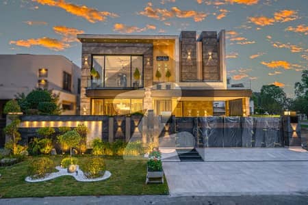 1 Kanal Brand New Modern Design Luxury Bungalow Near Parkz