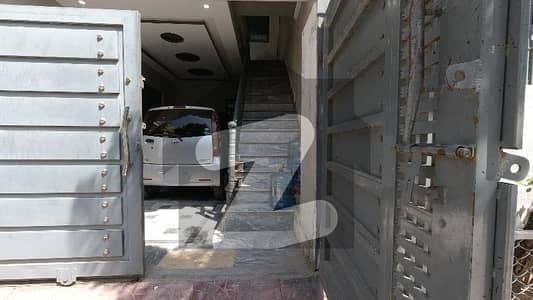 شاہ خالد کالونی راولپنڈی میں 4 کمروں کا 6 مرلہ مکان 2.5 کروڑ میں برائے فروخت۔ شاہ خالد کالونی راولپنڈی میں 4 کمروں کا 6 مرلہ مکان 2.5 کروڑ میں برائے فروخت۔