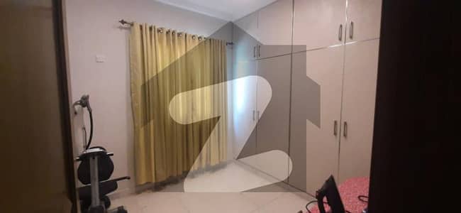 Furnished Old House For Sale 444 Sqyds. Rs. 27 Crore