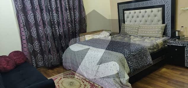 جوہر ٹاؤن لاہور میں 6 کمروں کا 14 مرلہ مکان 4.75 کروڑ میں برائے فروخت۔