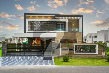 1 Kanal Adorable Bungalow On Top Location For Sale In Lake City Meadows Lahore