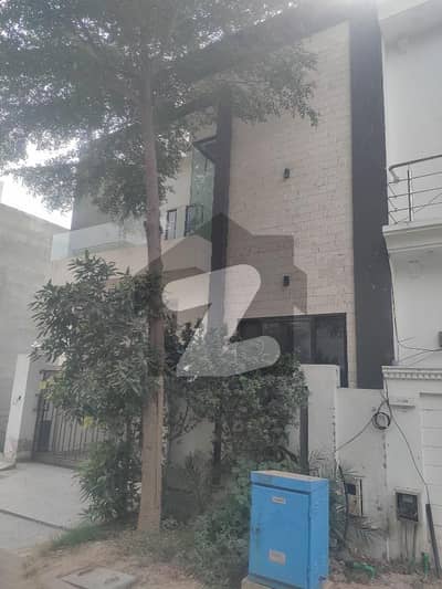 الکبیر فیز 2 - بلاک بی الکبیر ٹاؤن - فیز 2,الکبیر ٹاؤن,رائیونڈ روڈ,لاہور میں 3 کمروں کا 3 مرلہ مکان 1.2 کروڑ میں برائے فروخت۔ الکبیر فیز 2 - بلاک بی الکبیر ٹاؤن - فیز 2,الکبیر ٹاؤن,رائیونڈ روڈ,لاہور میں 3 کمروں کا 3 مرلہ مکان 1.2 کروڑ میں برائے فروخت۔