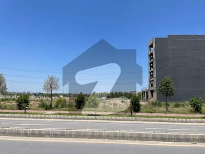 بحریہ پیراڈائز بحریہ ٹاؤن راولپنڈی,راولپنڈی میں 1 کنال کمرشل پلاٹ 18.0 کروڑ میں برائے فروخت۔