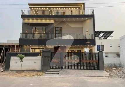 بخ ولاز فیز 2 - مانک بلاک بوچ ایگزیکٹو ولاز - فیز 2,بش ایگزیکٹو ولاز,ملتان میں 5 کمروں کا 10 مرلہ مکان 1.6 لاکھ میں کرایہ پر دستیاب ہے۔