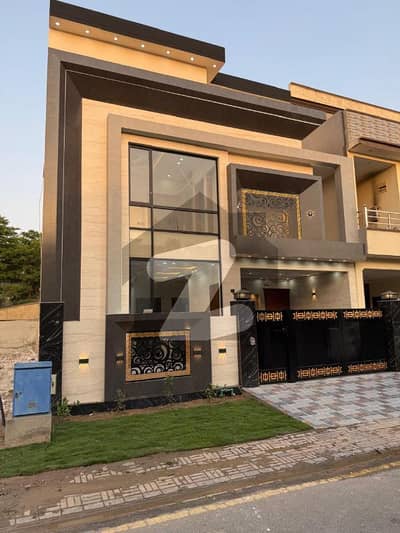 Premium 6 Marla 5 Bed House for Sale in Dream Garden