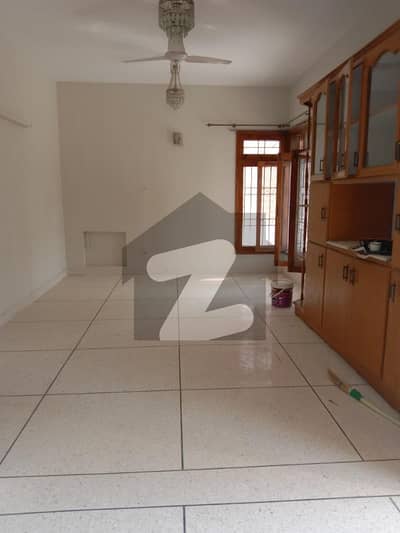 F-10/3 80x115=1022 square yards Corner front open House available for sale