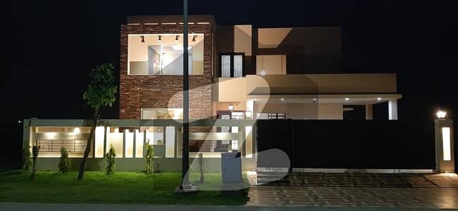 20 Marla Used House for Sale in DHA Phase 8 Lahore 3+3 Bedroom | Prime Location