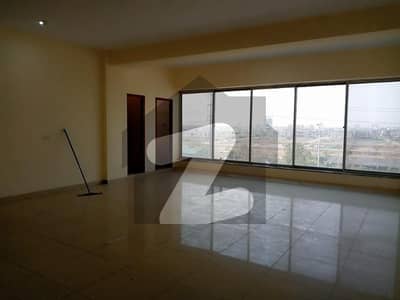 Commercial Floor For Rent in DHA | Office For Rent in DHA Lahore
