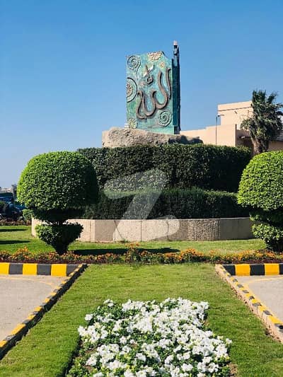 سٹی ہاؤسنگ سوسائٹی گوجرانوالہ میں 10 مرلہ رہائشی پلاٹ 1.25 کروڑ میں برائے فروخت۔