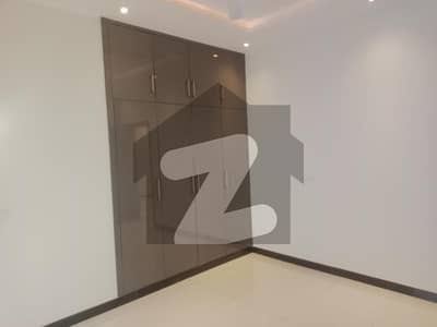A Stunning House Is Up For Grabs In Bahria Town - Overseas B Lahore