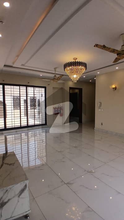 1 KANAL UPPER PORTION IN DHA PHASE 6