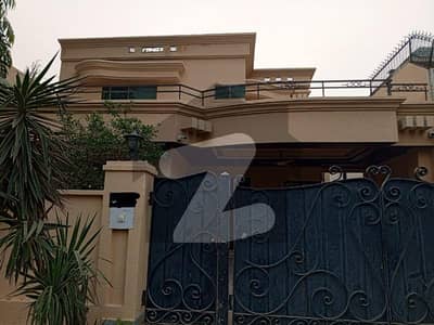 dha phase 3,10 marla full house for rent