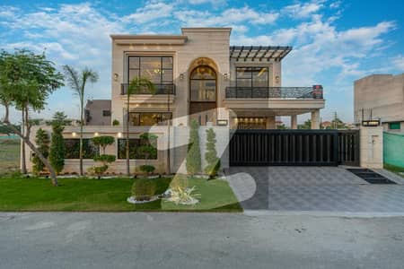 Near To Mosque & Park 1 Kanal Modern Design Top Class House For Sale