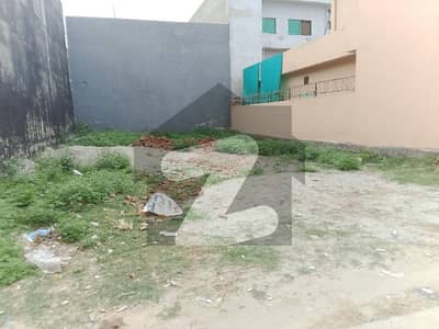 Snober City 8.4 Marla Level Plot For Sale