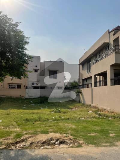 Plot No-587 Block B - 5 Marla Plot On Top Location of Phase 9 Town DHA Lahore For Urgent Sale