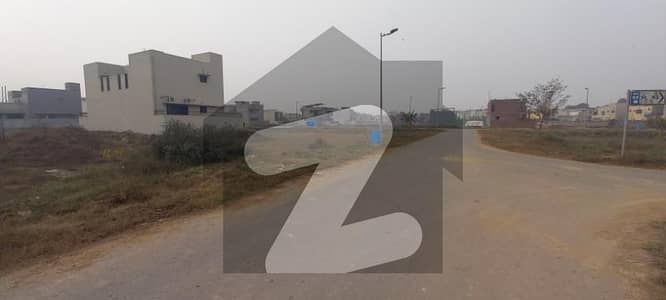 ڈی ایچ اے 9 ٹاؤن ۔ بلاک بی ڈی ایچ اے 9 ٹاؤن,ڈیفنس (ڈی ایچ اے),لاہور میں 5 مرلہ رہائشی پلاٹ 58.0 لاکھ میں برائے فروخت۔