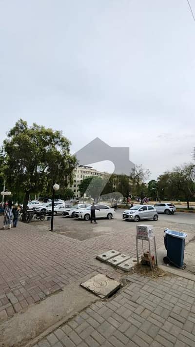 F-10 Markaz Islamabad 1st Floor Corner Space (2300 Sq Ft) Available for Rent F-10 Markaz Islamabad 1st Floor Corner Space (2300 Sq Ft) Available for Rent
