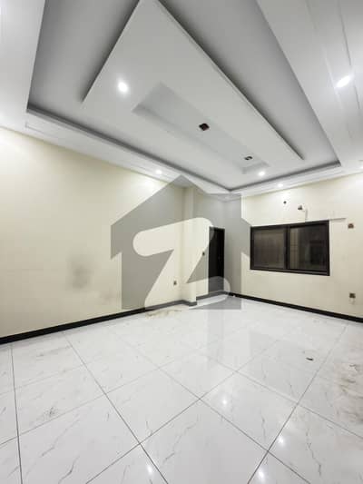 Corner Single Storey Living Condition House For Sale