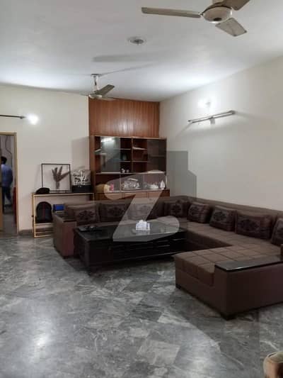 20 Marla Beautiful Brand New Option Available For Small Family