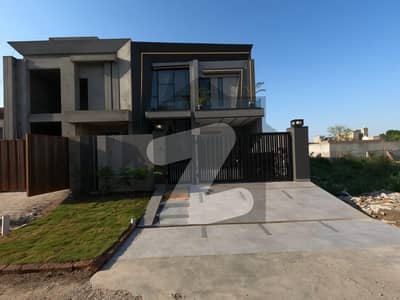10 Marla House Is Available For Sale In Formanites Housing Scheme Lahore