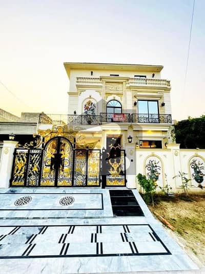10 Marla House For Rent in Sector F Bahria Town Lahore