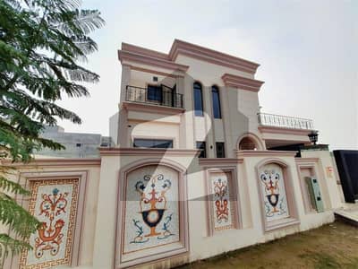 ویلینشیاء ۔ بلاک جے ویلینشیاء ہاؤسنگ سوسائٹی,لاہور میں 10 مرلہ رہائشی پلاٹ 2.25 کروڑ میں برائے فروخت۔