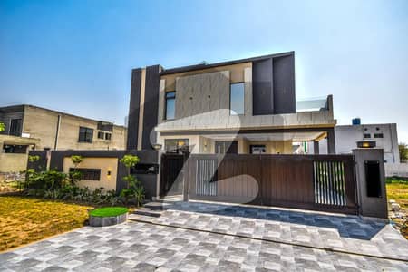 12 Marla Beautiful Owner Build House For Sale In Dha Phase 1 Lahore