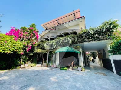 Furnished 2 Bed Upper Portion Ideal For Single Couple For Rent