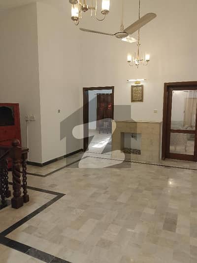 F-11  Beautiful Uper portion for Rent seperate gate &All facilities independent  3 bedroom with washroom. . . .