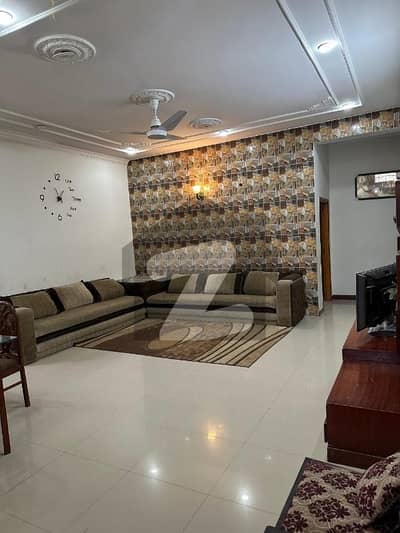 کورنگ ٹاؤن اسلام آباد میں 3 کمروں کا 14 مرلہ مکان 4.25 کروڑ میں برائے فروخت۔