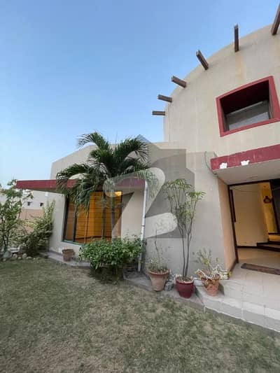 DHA PHASE 8 500 YARDS 4 BEDROOMS TILE FLOORING WEST OPEN VOMPACT HOUSE IS UP FOR URGENT SALE
