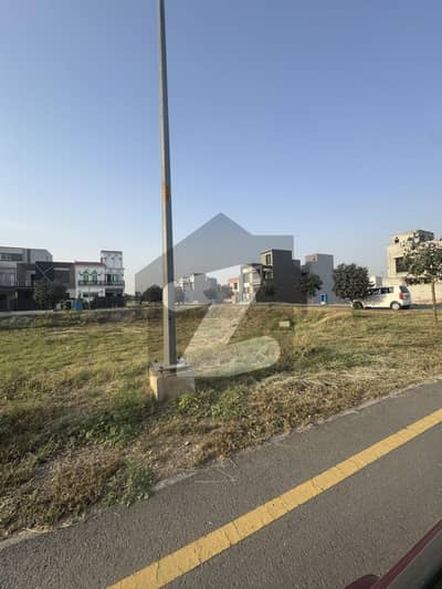 10 Marla 80 Feet Road Plot For Sale In Phase 1